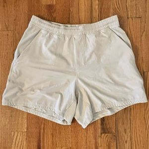 Lululemon Pace Breaker 5” shorts